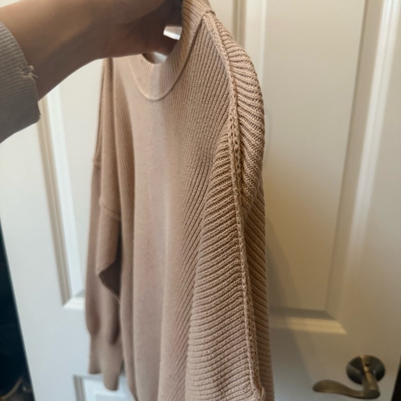 ABERCROMBIE & FITCH | Fisherman’s Oversized Crewneck Sweater Tan Women’s |Size S - Picture 4 of 7